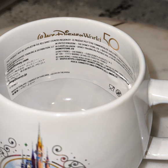 ✨NWT✨ Walt Disney World 50th Anniversary Iridescent Pearl White Castle Mug - Picture 4 of 9